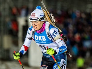 Eva Puskarčíková na trati vytrvalostního závodu v Östersundu.