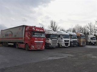 Kromě parkujících kamionů Horu Svatého Šebestiána trápí také to, že mnozí...