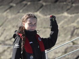 Aktivistka Greta Thunbergov po ttdenn plavb pes Atlantik dorazila do...
