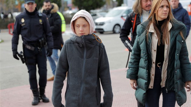 Ekologick aktivistka Greta Thunbergov picestovala z Lisabonu do Madridu. (6. prosince 2019)