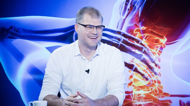 Fyzioterapeut Tomáš Rychnovský v diskusním pořadu iDNES.cz Rozstřel. (4. prosince 2019)