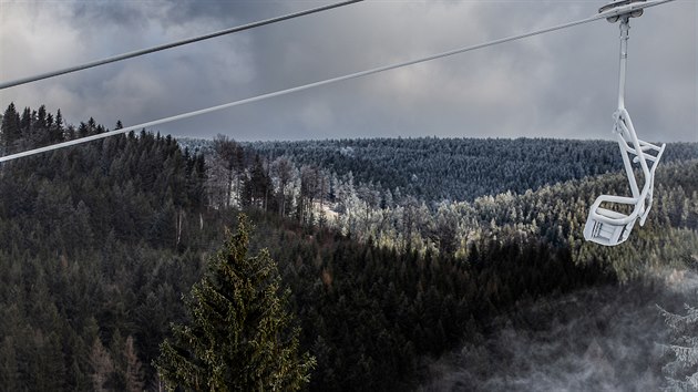 Mraziv poas dovolilo vlekam v Detnm zasnovat (3. 12. 2019).