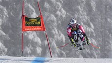 Lichtentejnská lyaka Tina Weiratherová na trati super-G v Lake Louise.
