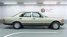 Mercedes-Benz W126 zvaný ína