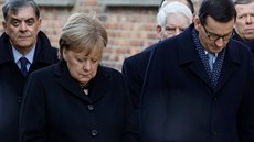 Německá kancléřka Angela Merkelová v doprovodu polského premiéra Mateusze...