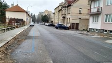Tato ást ulice Budivojova byla ped zavedením zón neustále zaplnná. Nyní je...
