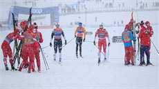 Závod �tafet b�c� na ly�ích v Lillehammeru ovládly ruské týmy, t�etí skon�ili...