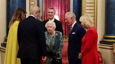 První dáma USA, americký prezident Donald Trump, britská královna Al�b�ta II.,...