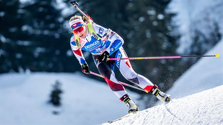 Lucie Charvtov bhem sthacho zvodu v Hochfilzenu