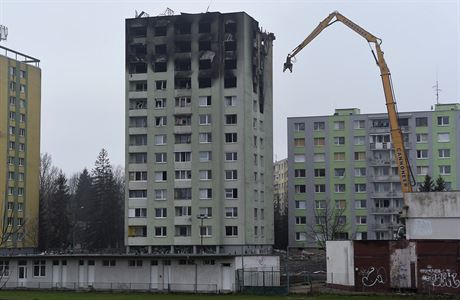 Ve slovenském Preov zaala demolice dvanáctipatrového paneláku, ve kterém...