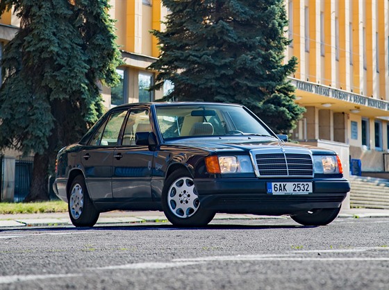 Mercedes W124 Josefa astného