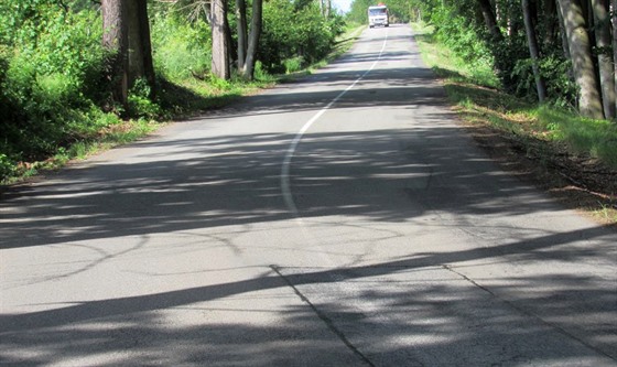 Pi inspekci místa tragické nehody na silnici z Lipové do Bukové se ukázalo, e...