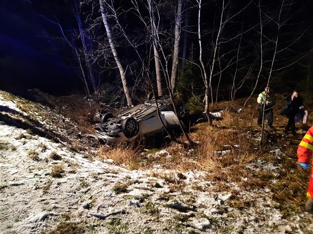 Nehoda na Frýdecko-Místecku (14. prosince 2019).