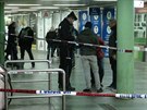 Žena ve vestibulu metra Můstek na Václavském náměstí bodla muže do hrudníku....