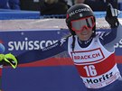 Spokojená Sofia Goggiová v cíli superobího slalomu ve Svatém Moici