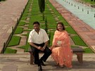 Pákistánský exprezident Parvíz Mušaraf s manželkou pózuje před Tádž Mahalem v...
