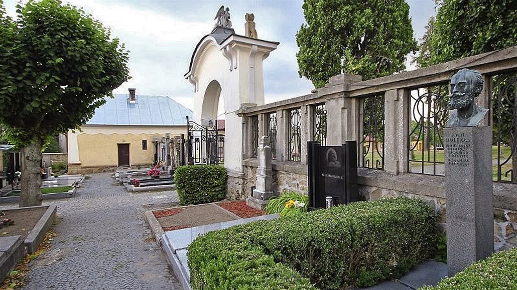 Hřbitov v Jamské ulici ve Žďáře nad Sázavou.