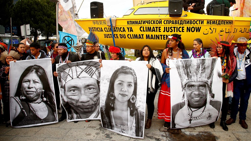 Aktivisté demonstrují bhem konání madridského summitu o zmn klimatu COP25....