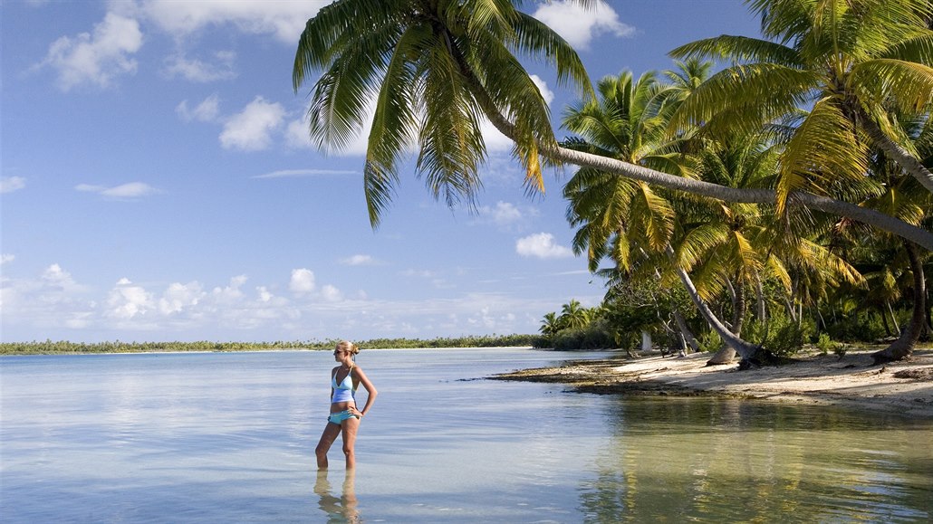 Tropický ráj laguny Aitutaki v Tichém oceánu