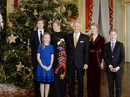 Belgický princ Gabriel, princezna Eleonore, královna Mathilde, král Philippe,...