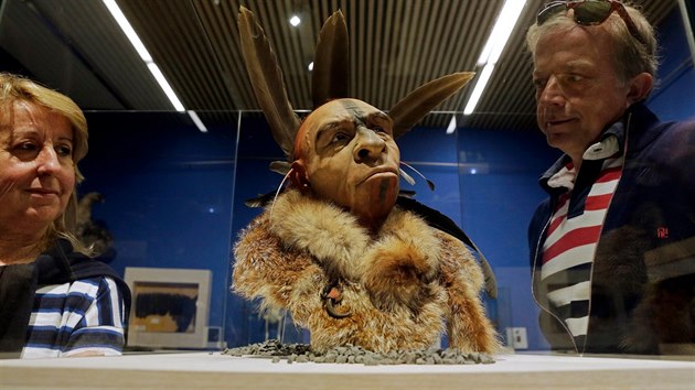 Umlec Fabio Fogliazza s pomoc vdeckch metod nahlel na vzezen neandrtlc takto. Jeho dlo vystavovalo v roce 2014 Muzeum lidsk evoluce v Burgosu.