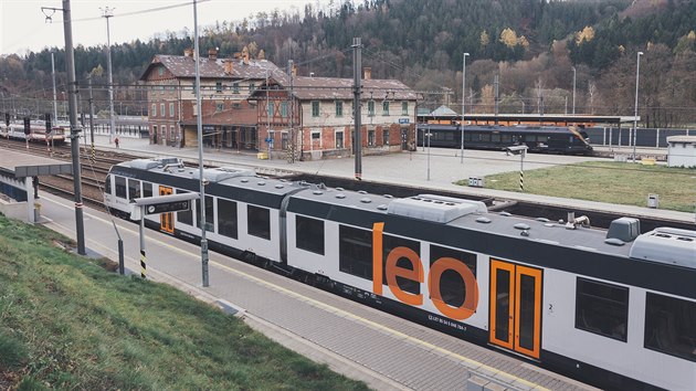 Nov regionln vlak Leo Expressu v barvch Pardubickho kraje si mohli cestujc prohldnout bhem prezentan jzdy na zatku listopadu. Vlak jel z Lichkova, pes Jablonn nad Orlic, Letohrad, st nad Orlic a Pardubice.