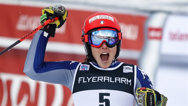 Federica Brignoneov slav triumf v obm slalomu v Courchevelu.
