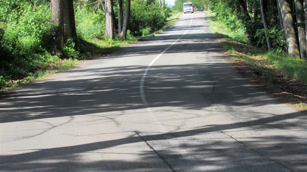 Pi inspekci msta tragick nehody na silnici z Lipov do Bukov se ukzalo, e msto je patn oznaen, napklad se zde ztrc stedov ra.