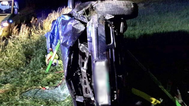 Pi tragick nehod na silnici z Lipov do Bukov utrpl idi zrann nesluiteln se ivotem.