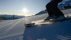 Ranní lyovaka v Hochzillertalu. Tady se zaíná lyovat v pl osmé ráno.