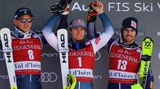 Ti nejlepí po slalomu ve Val d'Isere: zleva druhý Andre Myhrer, vítz Alexis...