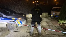 Policisté od sobotního večera vyšetřují vraždu muže bez domova v pražském...