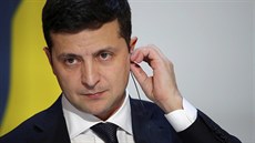 Ukrajinský prezident Vladimir Zelenskyj na jednání o konfliktu na východ...