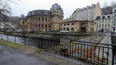 V Karlových Varech slavnostně zahájili rekonstrukci Císařských lázní. (14....