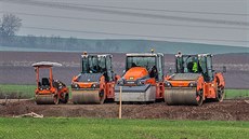 Dva rozestavné úseky dálnice D11 mezi Jaromí a Hradcem Králové (24. 11. 2019)