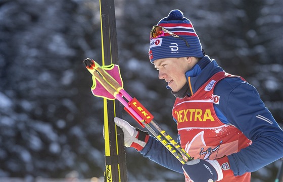 Johannes Klaebo po triumfu ve sprintu v Lenzerheide.