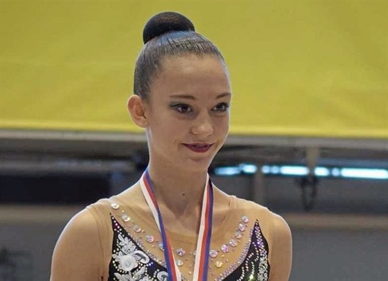 Moderní gymnastka Tereza Staková zazáila na juniorském mistrovství eské...