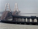 Pepravu po elezniní trati na most mezi Ruskem a Krymem  zahájil prezident...