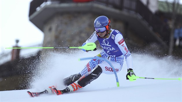 Petra Vlhov ve slalomu v Lienzu.