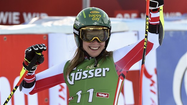 Rakuanka  Katharina Liensbergerov na trati obho slalomu v Lienzu.