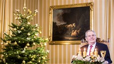Prezident Milo Zeman ped vánoním poselstvím na zámku v Lánech (26. prosince...