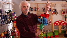 Rodina Ma�kova vyrábí ve Znojm� loutky u� 50 let. Na po�átku byl Otto Ma�ek, na...
