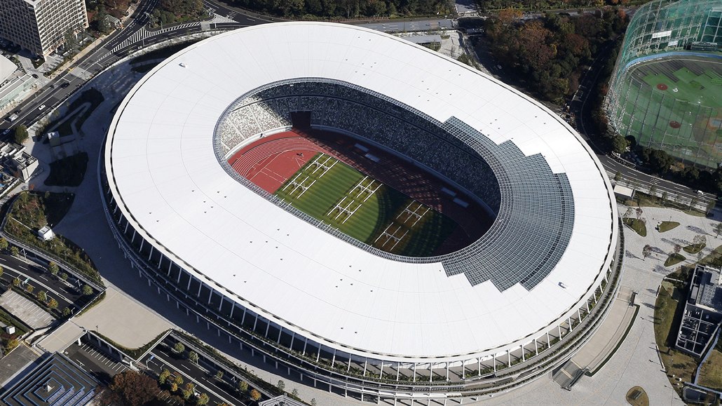 Sportovní vrchol roku 2020 je jasný: letní olympijské hry v Tokiu. Na snímku hotový hlavní stadion. 