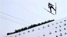 Stefan Kraft bhem kvalifikace na mstku v Garmisch-Partenkirchenu