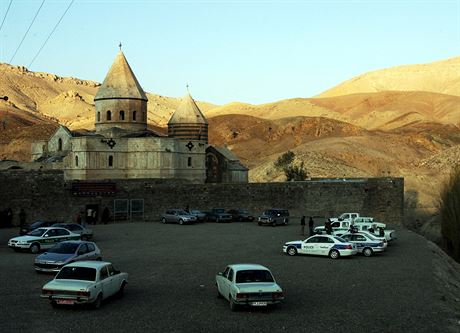 Armenian Monastic Ensembles of Iran