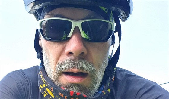 Sto osmdesát kilometrů na kole přišlo Václavu Baškovi jako fajn výlet. Zabrat...