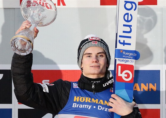 Marius Lindvik, vítěz závodu Turné čtyř můstků v Innsbrucku
