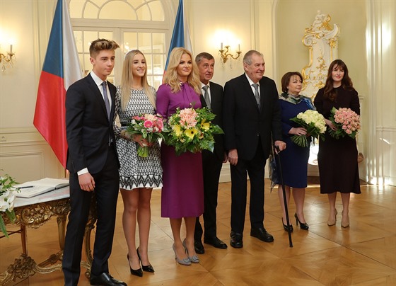 Prezident Milo Zeman pijal na zámku v Lánech premiéra Andreje Babie, i jeho...