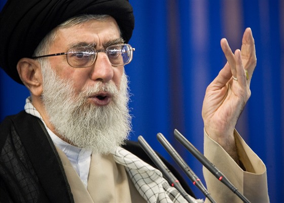 Íránský duchovní vůdce ajatolláh Alí Chameneí