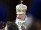 Ruský pravoslavný patriarcha Kirill slouí vánoní mi v katedrále Krista...